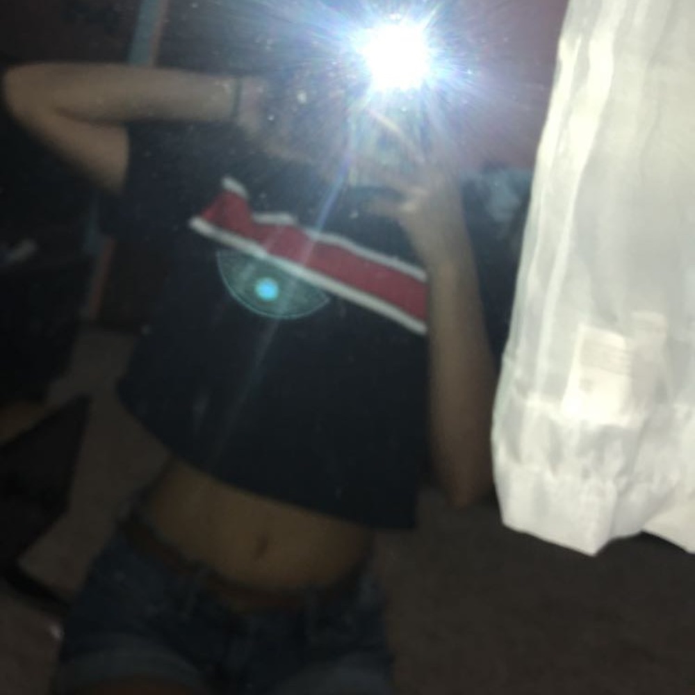 cute blue crop top
